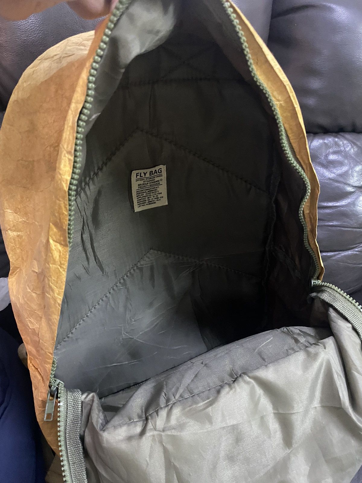 Fly Bag Paper Thin Waterproof Backpack - 16