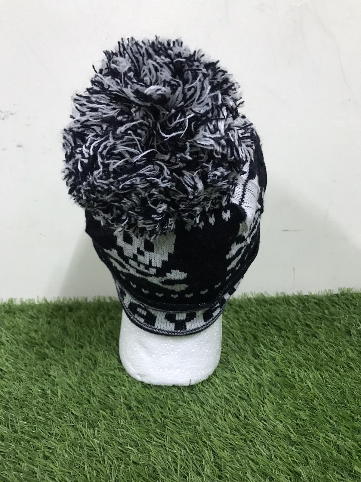 Japanese Brand - Japanese Brand Rays Skull Bones Beanie Hats - 3