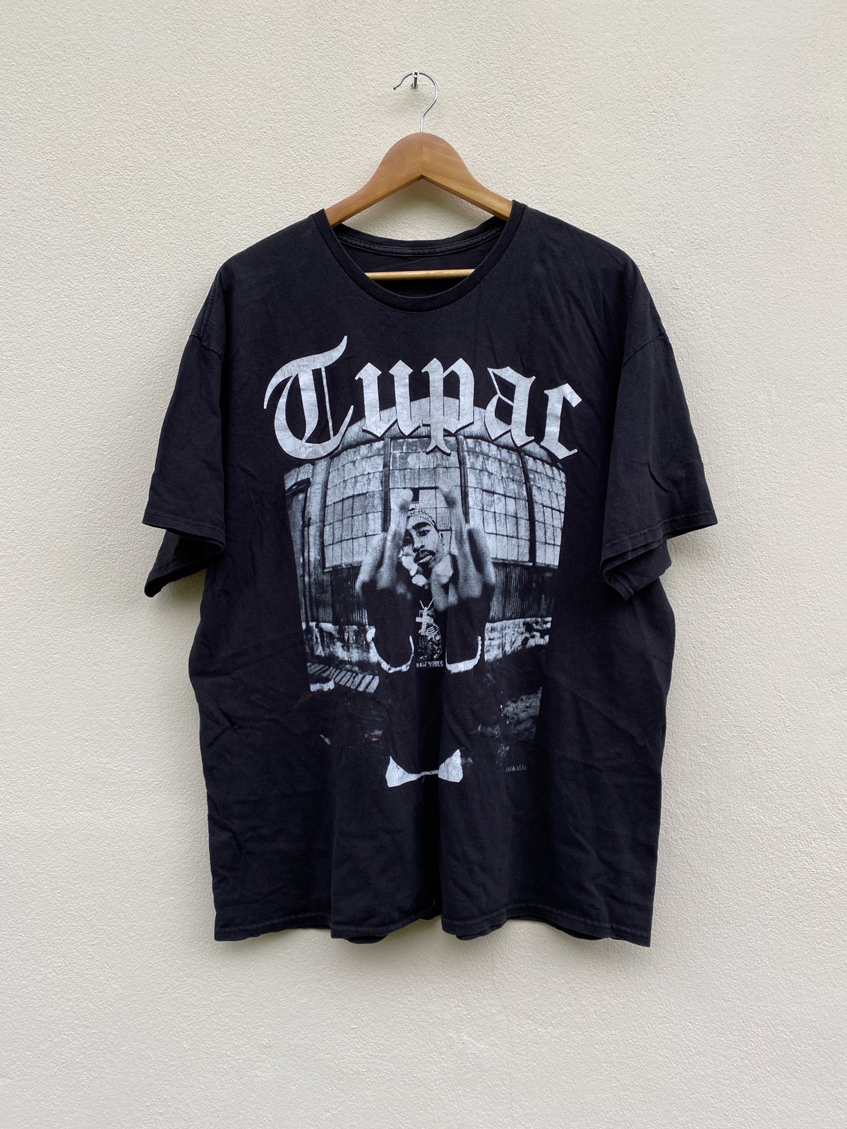 Vintage - Very Rare Vintage Tupac Shakur American Rapper T Shirt - 1