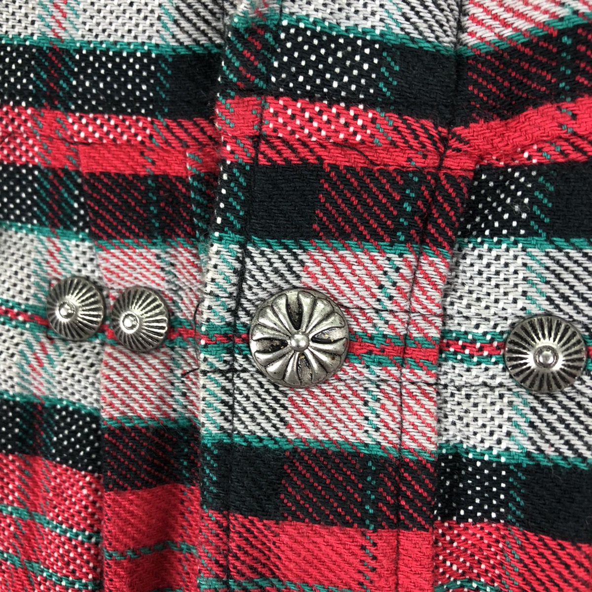 Japanese Brand - Vintage Flannel Checkered Jacket Chrome Heart Style Design - 9