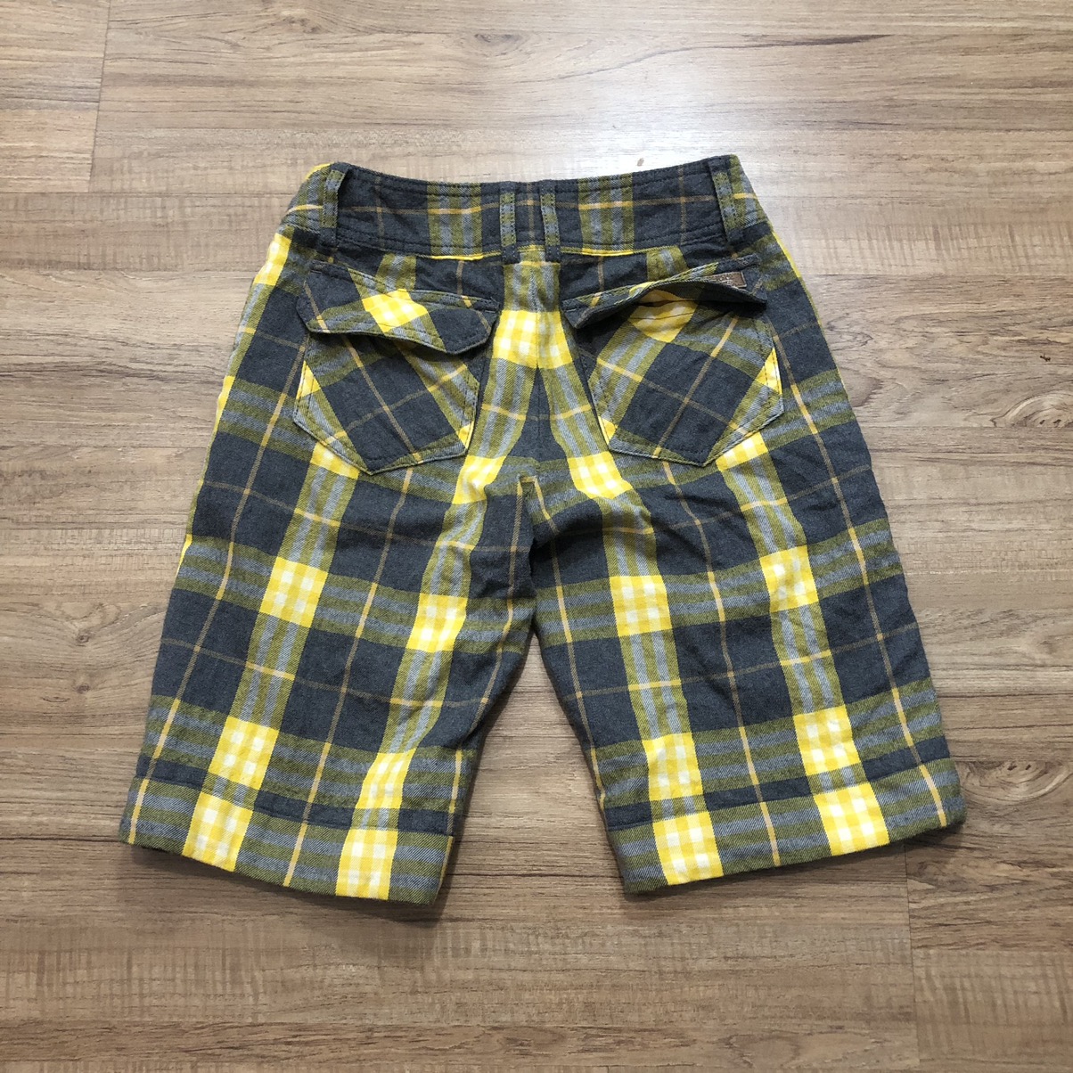Vintage - Vintage Burberry Blue Label Checkered Wool Shorts - 3