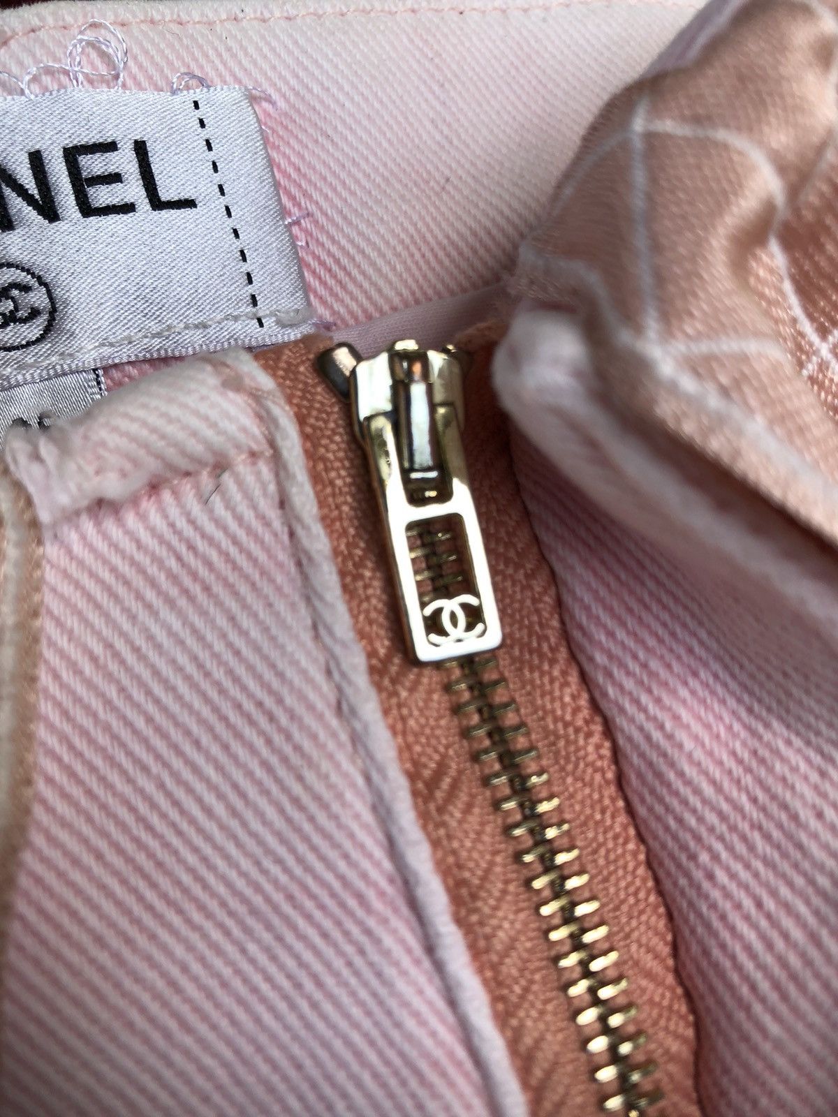 Chanel Belted Distressed Short Denim Pant - 13