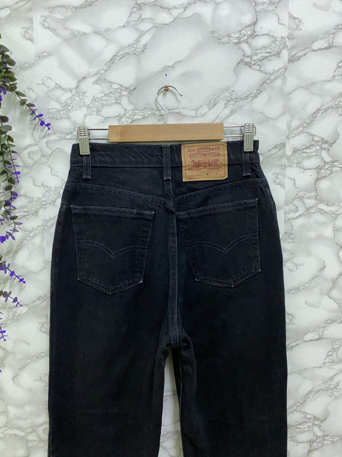 Vintage 90s Levi's Skinny Super Black Denim Jean - 9