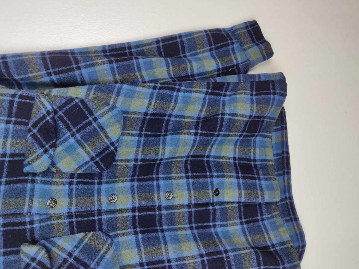 Pendleton - Pure Virgin Wool Flannel Button Up - 7