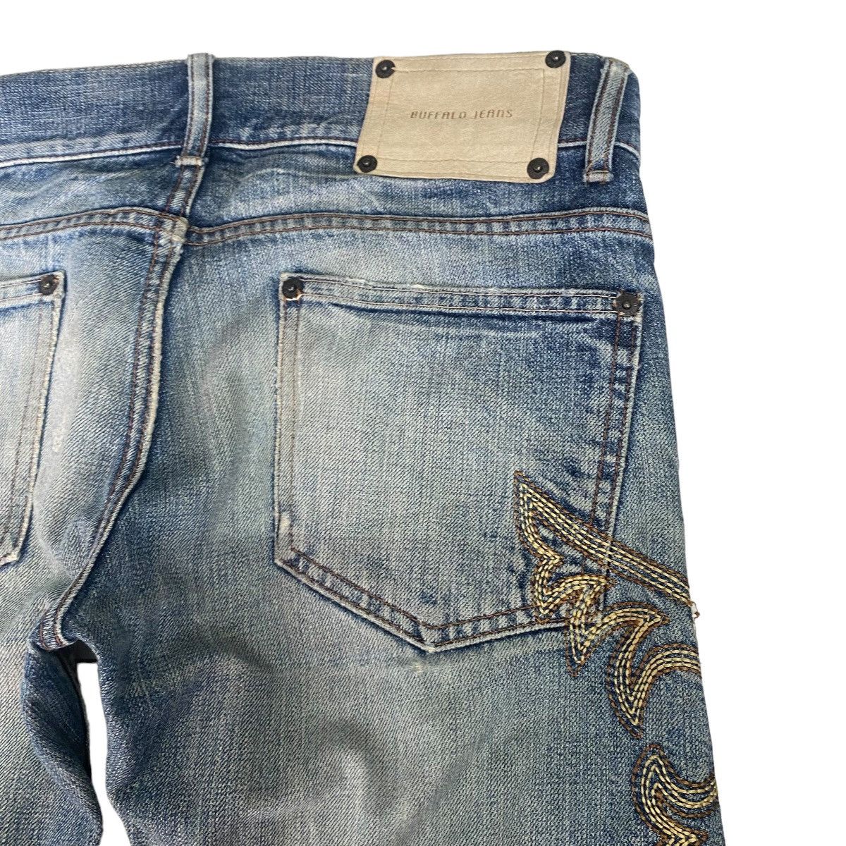 Japanese Brand - Vintage BUFFALO BOB Tribal Embroidery Flare Jeans Distressed - 12