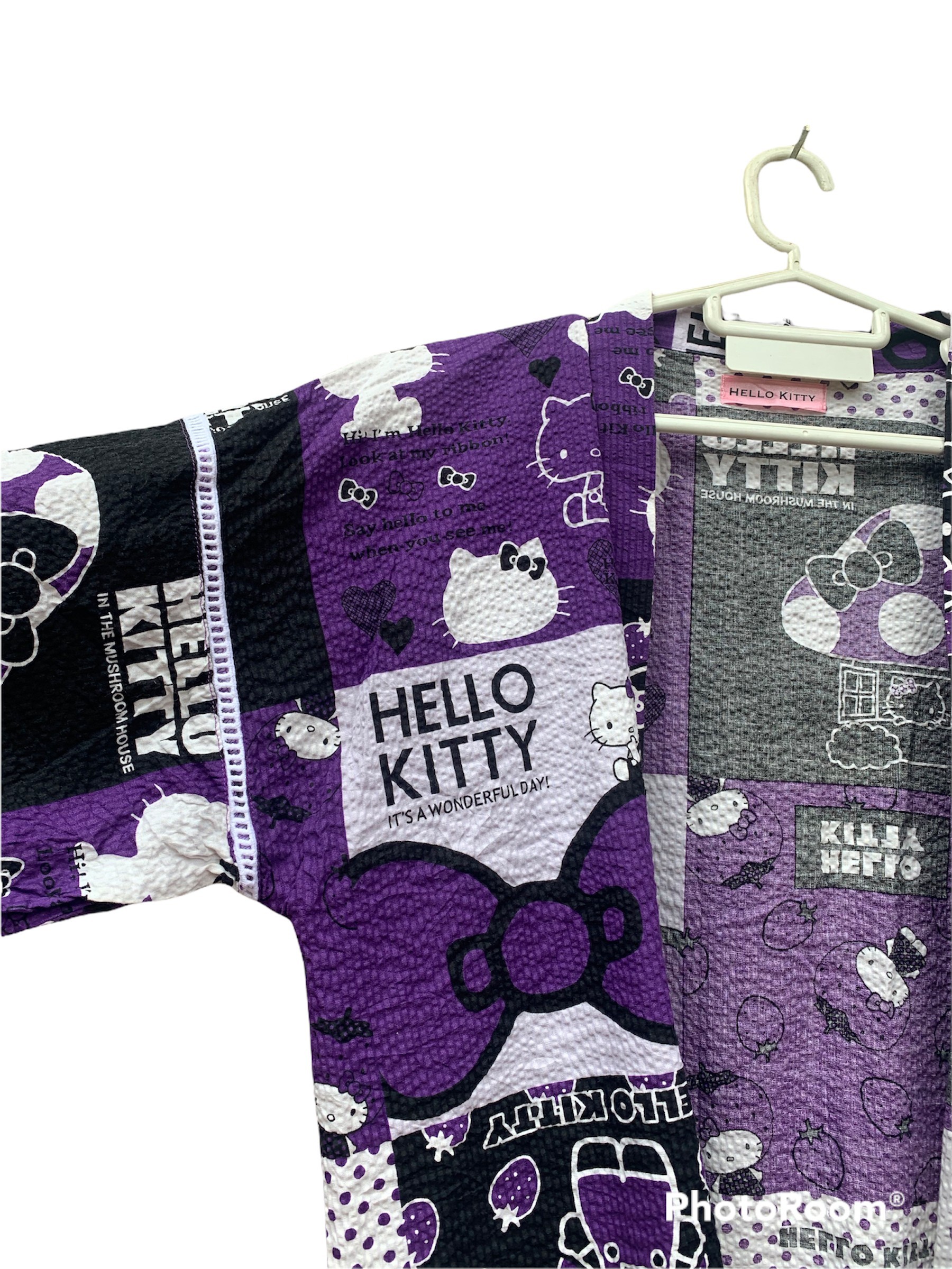 Japanese Brand - 2010 Hello Kitty Short Kimono - 4