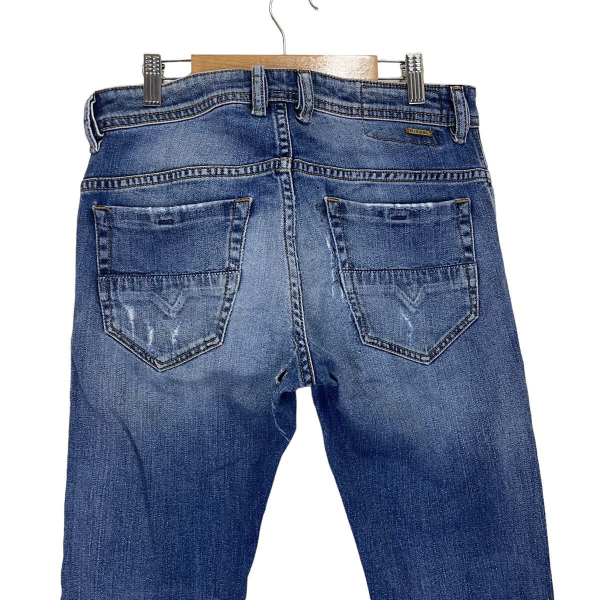 Diesel Industry Thommer Slim Skinny Distressed Jeans - 6