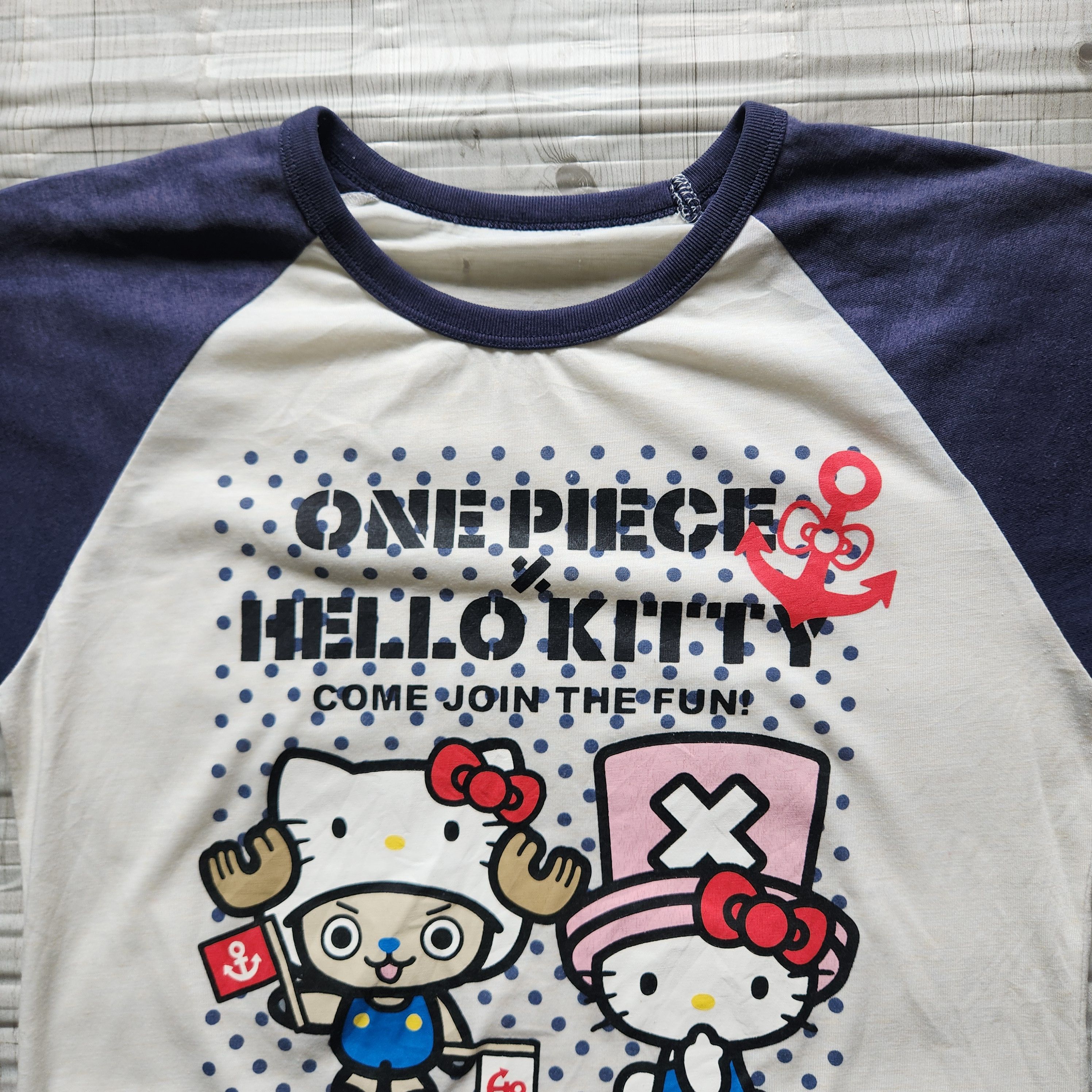 One Piece X Hello Kitty Vintage Y2K TShirt Japan - 3