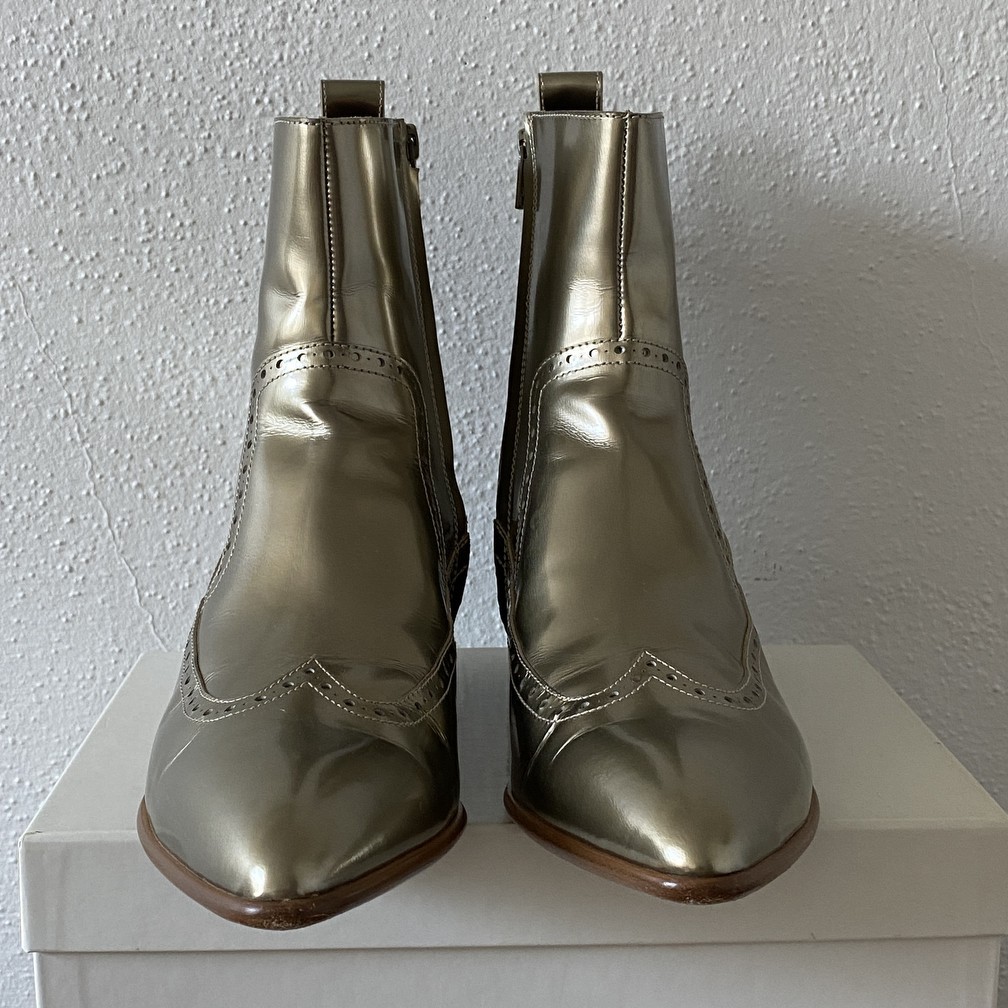 Cowboy Boots - 7