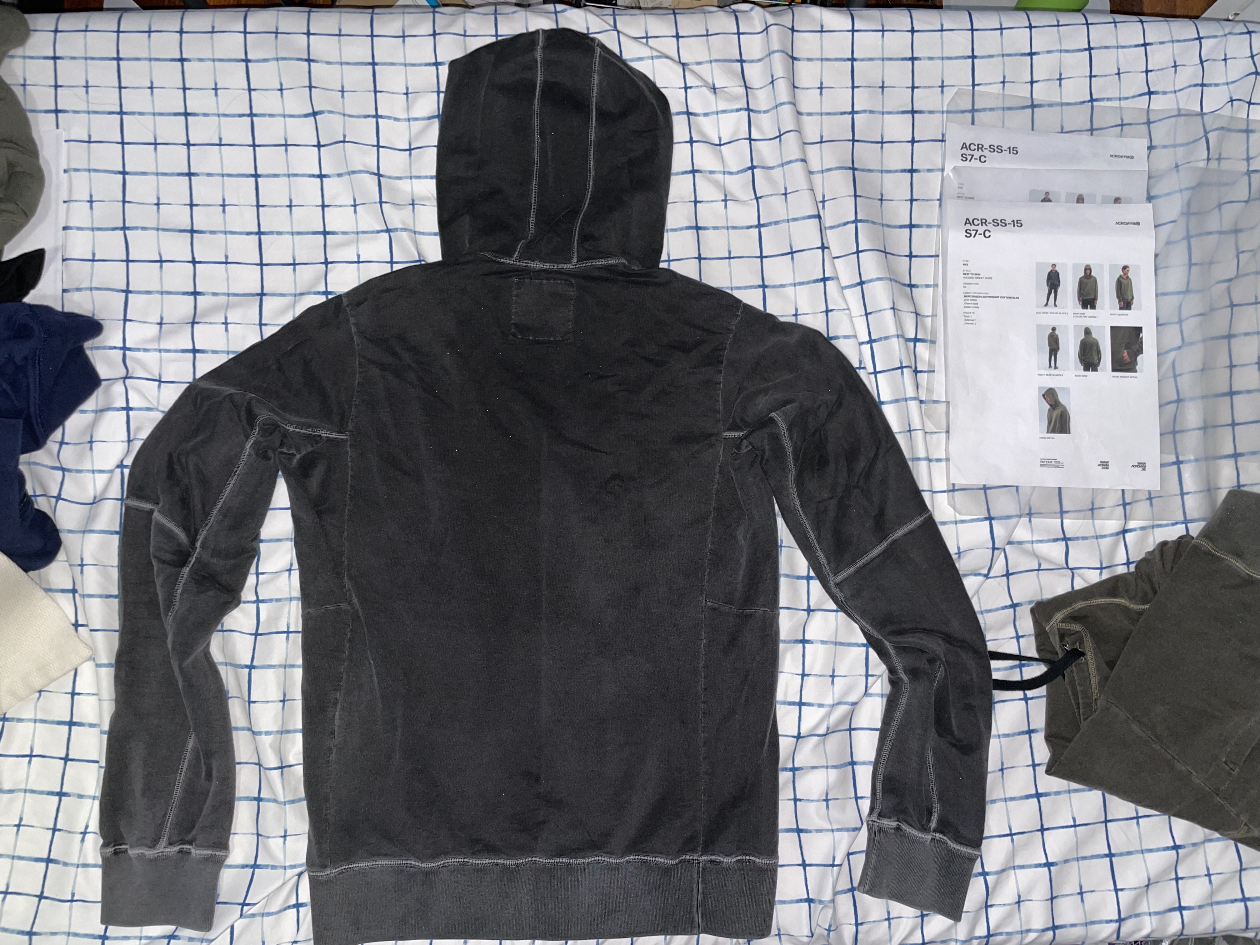 S7-C Black - 5