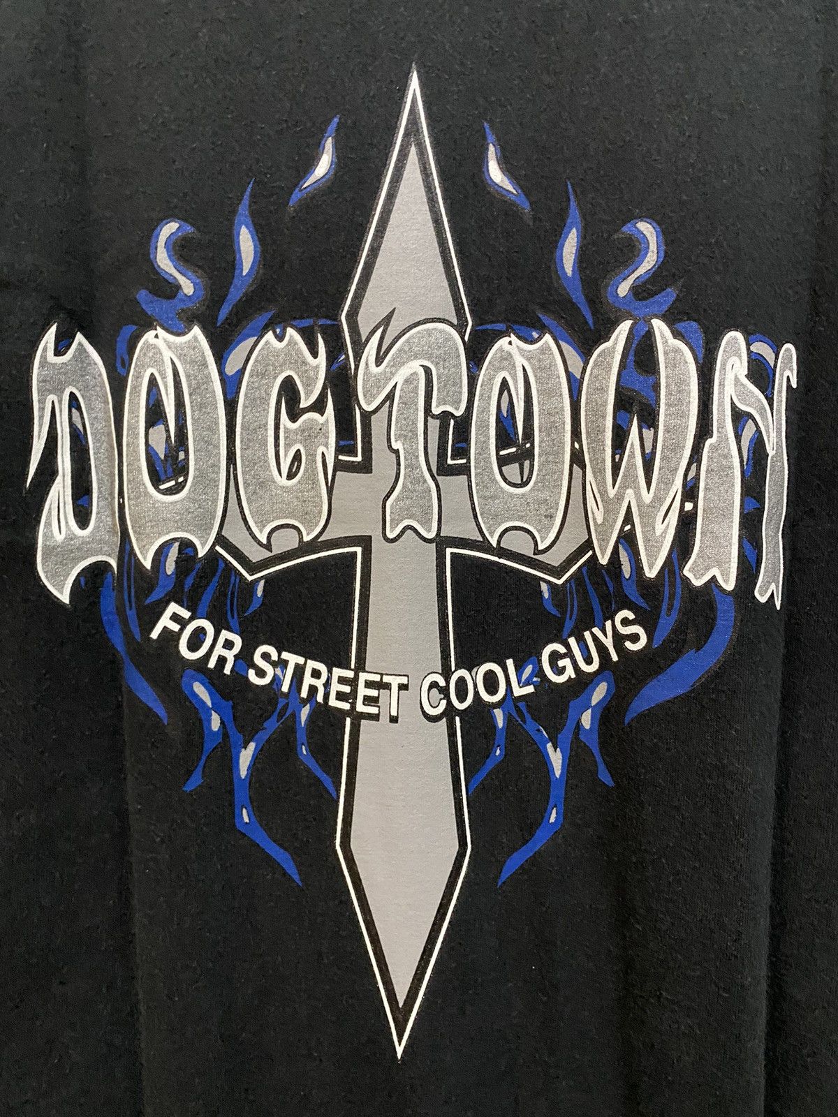 Vintage 90s Dogtown tshirt - 9