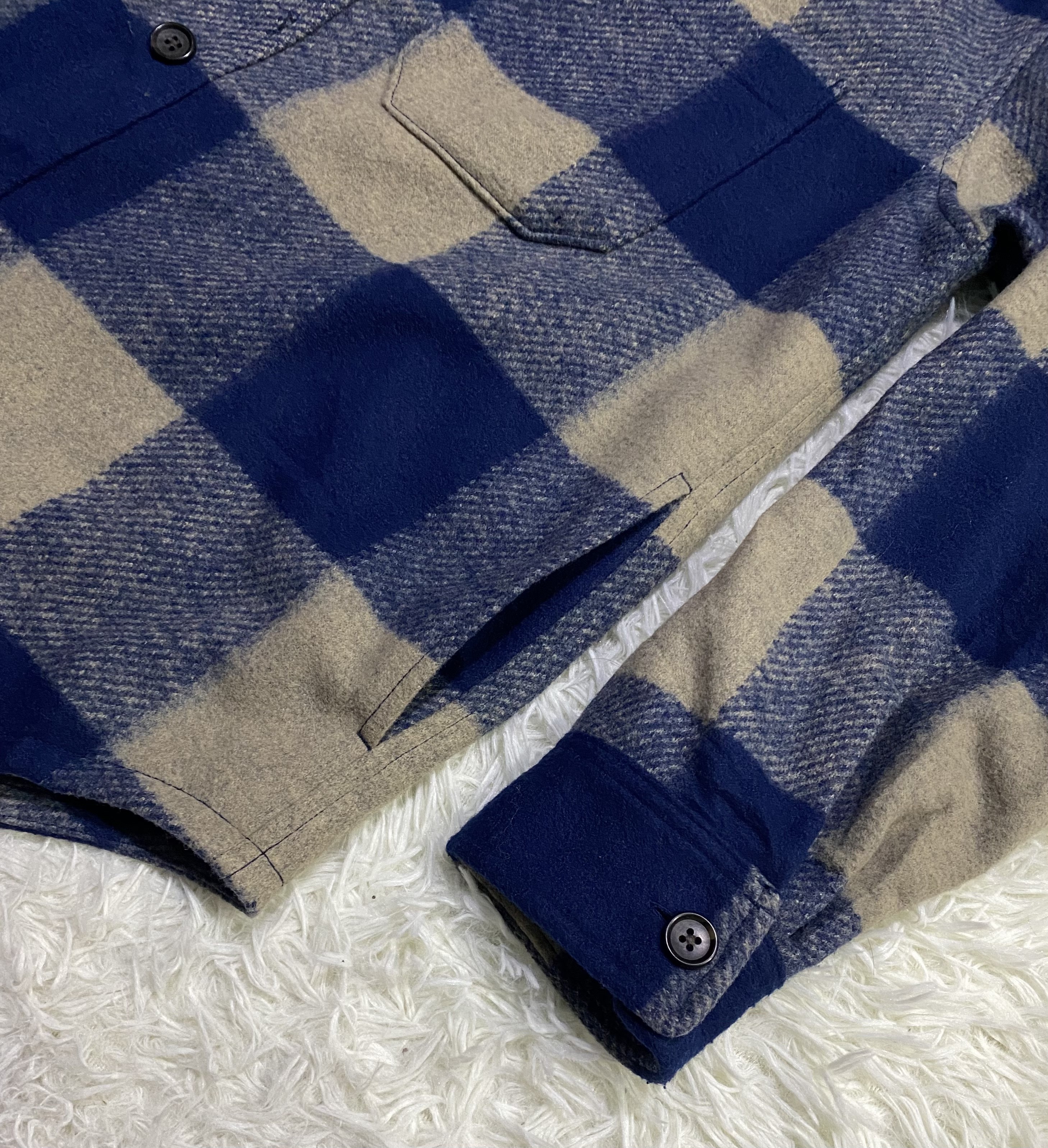 Flannel - Uniqlo Polyester Rayon Button Up Checked Flannel - 5