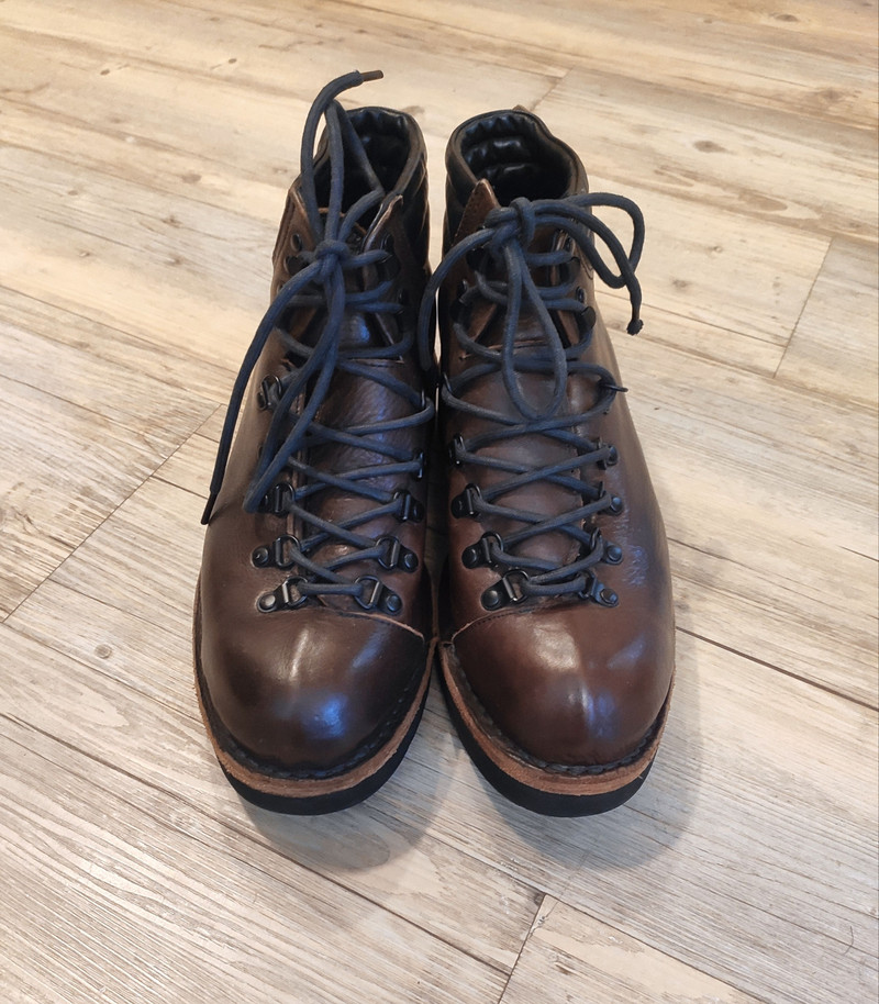Giant trekking boots.Like GUIDI or SAcai BOOTS - 1