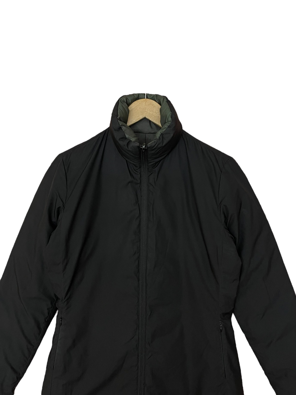 Moncler long puffer jacket reversible down jacket - 14