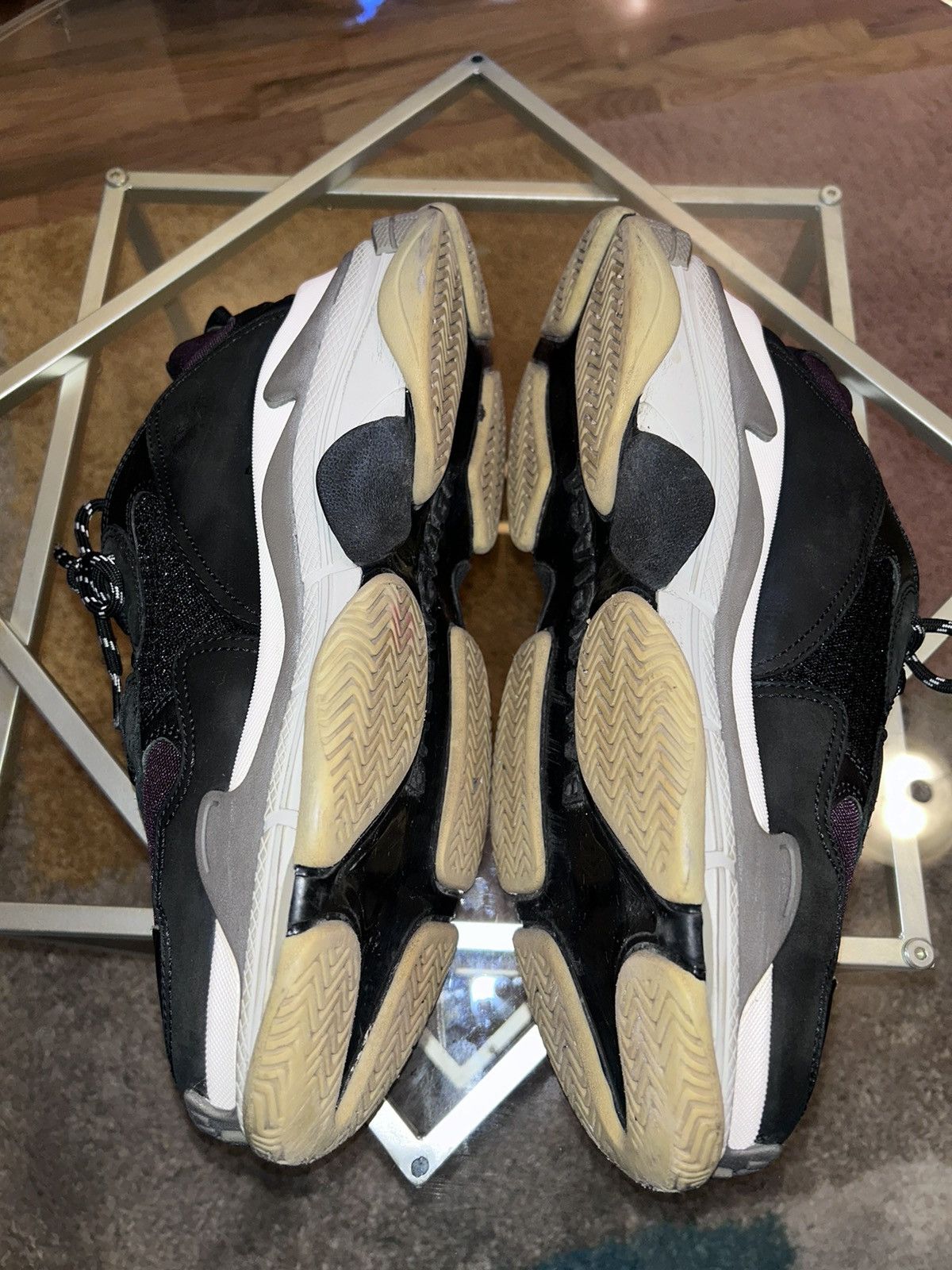 Balenciaga Burgundy triple S sneaker - 3