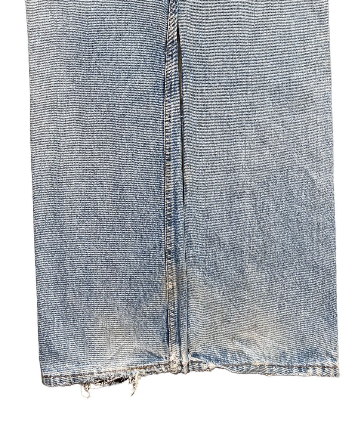 Vintage 90s Levis Distressed Ripped Acid Wash Jeans 31x32 - 6