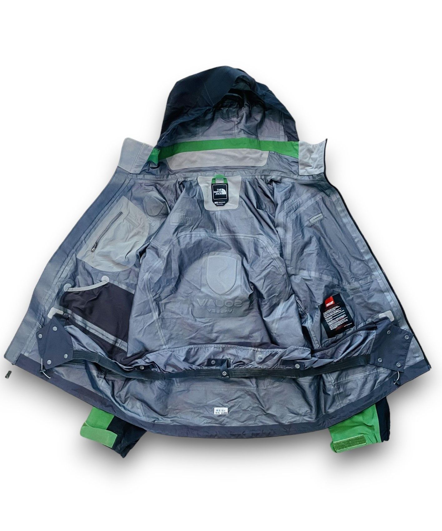 The North Face GoreTex Pro Recco Ski Jacket Raincoat Black - 14