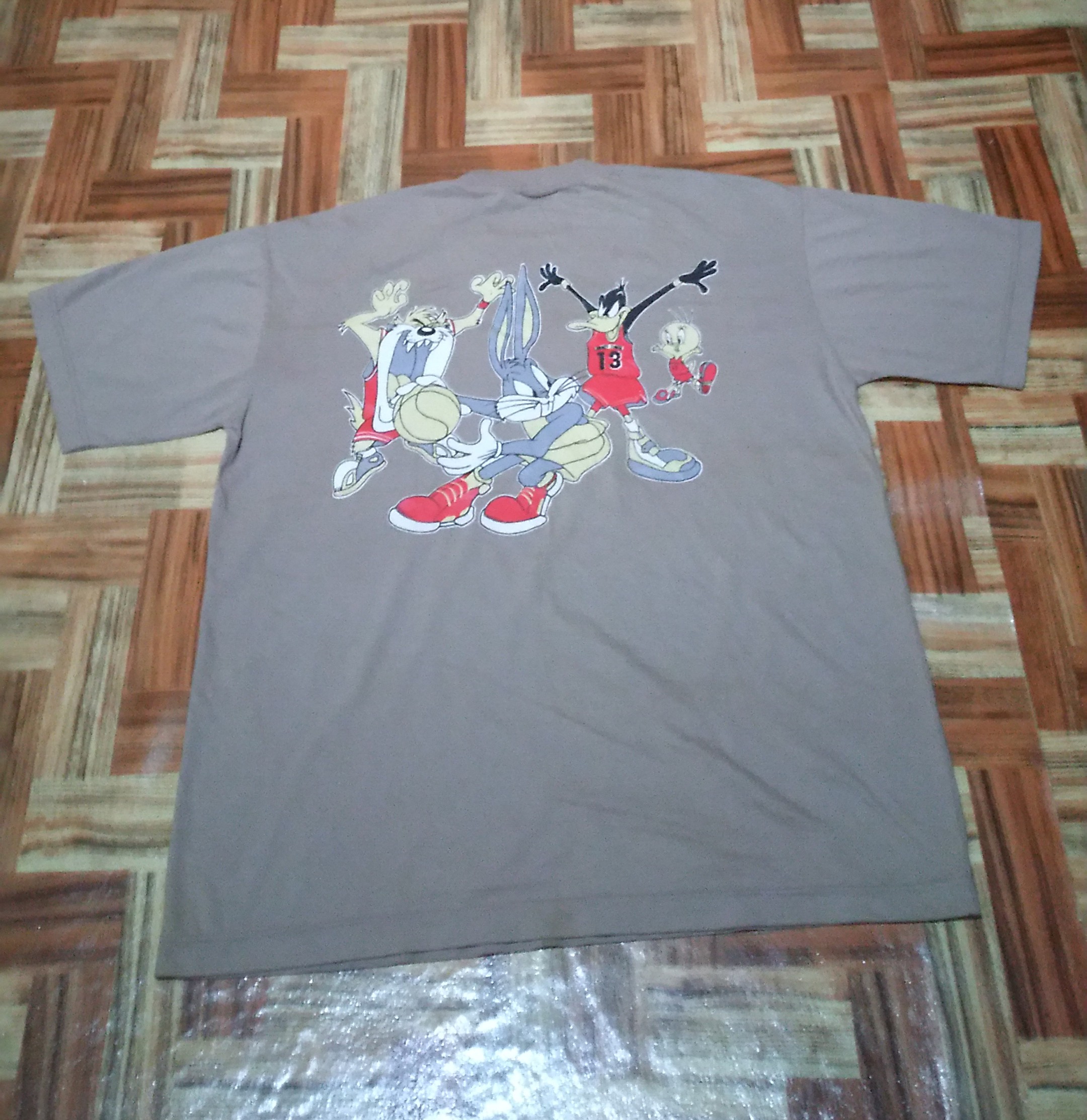 Vintage - Tazmania x Tweety x Duffy Duck X Bug bunny Slam Dunk Shirt - 2