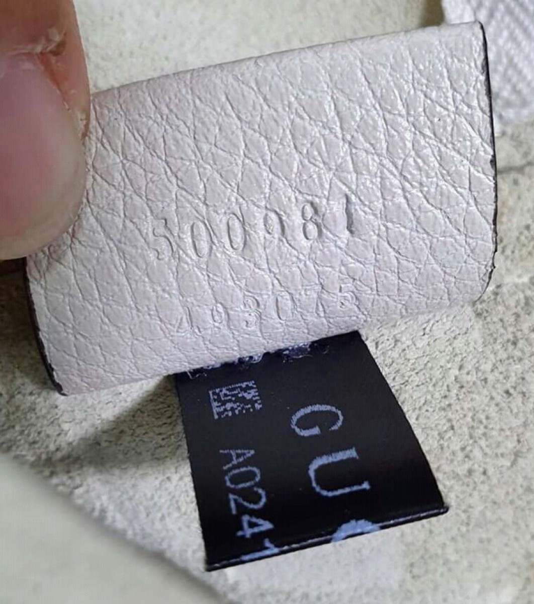 *BNDS* F/W 17 Gucci print leather medium portfolio - 5