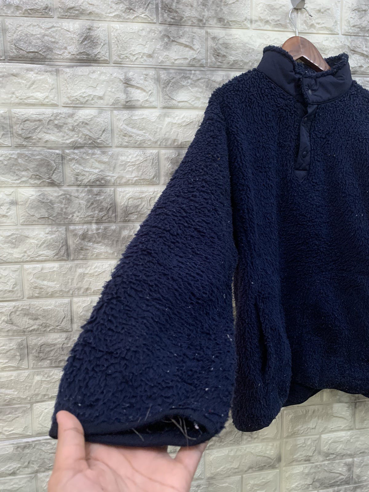 Fleece Sweater - 5
