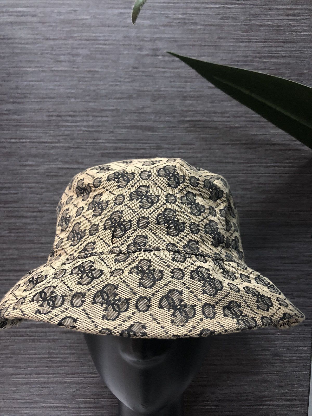 Guess Monogram Full Print Bucket Hat - 2