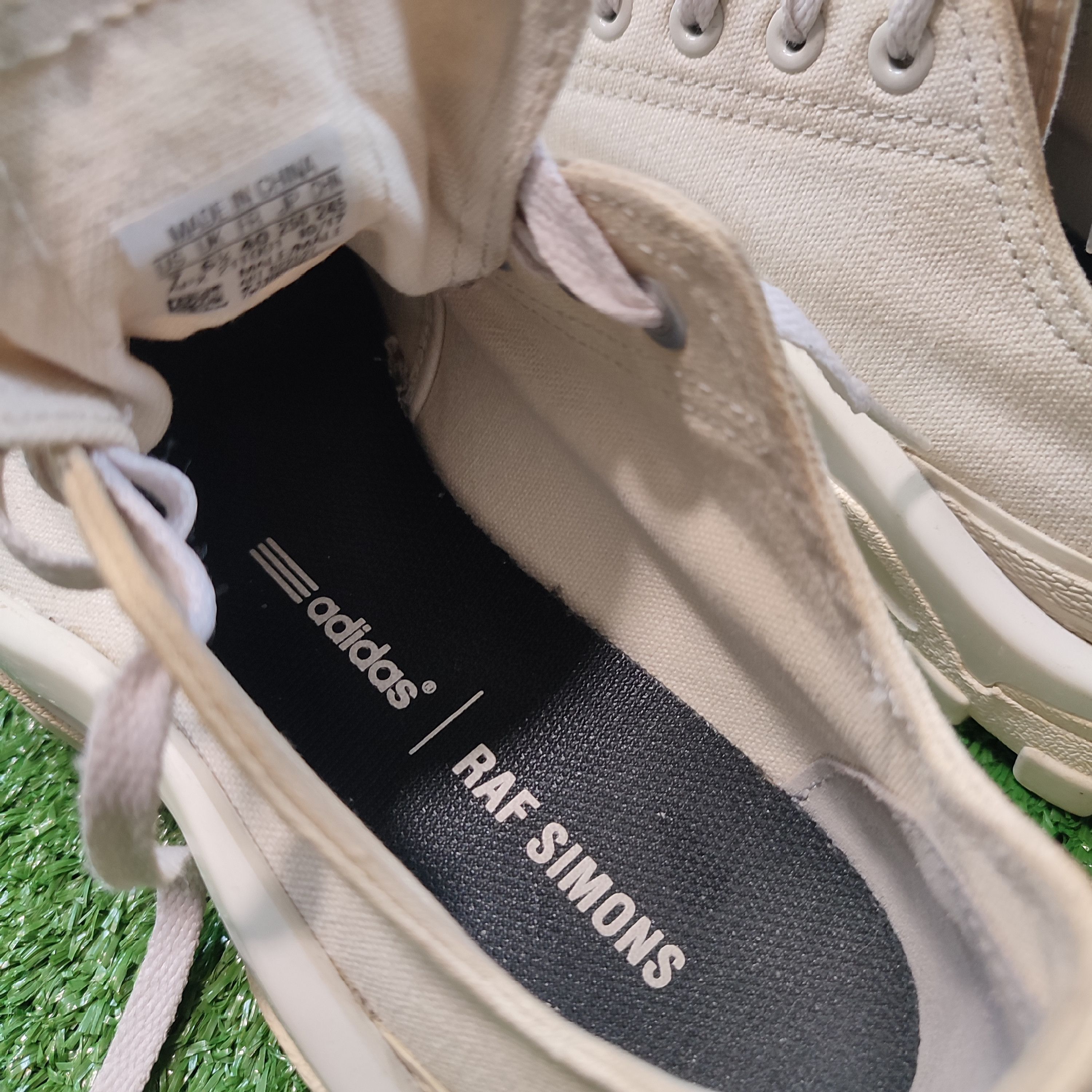 Adidas - Rafs Simons - Detroit Runner Sneakers - 10