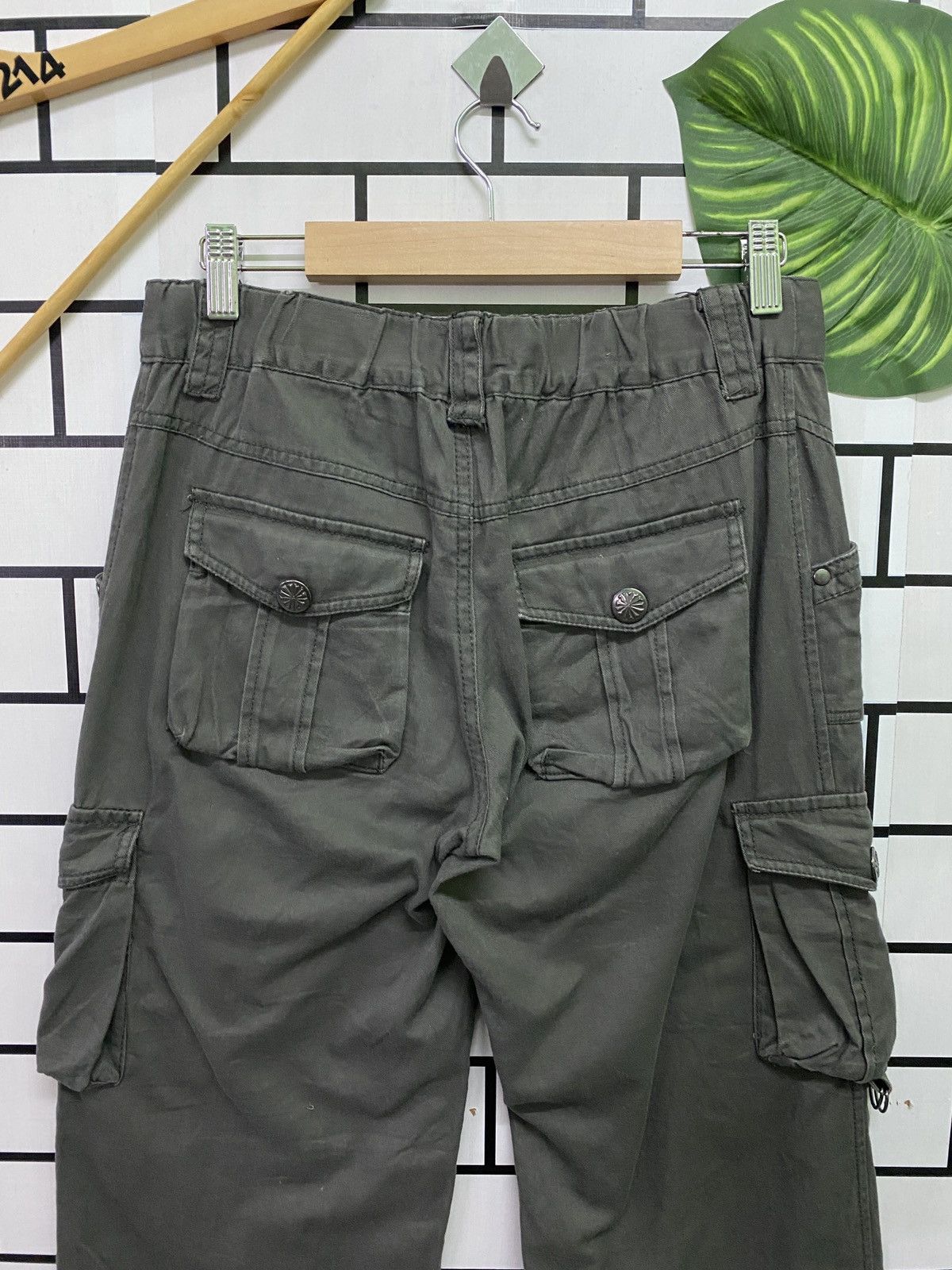 Japanese Brand - Unknown Cargo Japanese Tactical MultiPocket Parachute Pants - 9