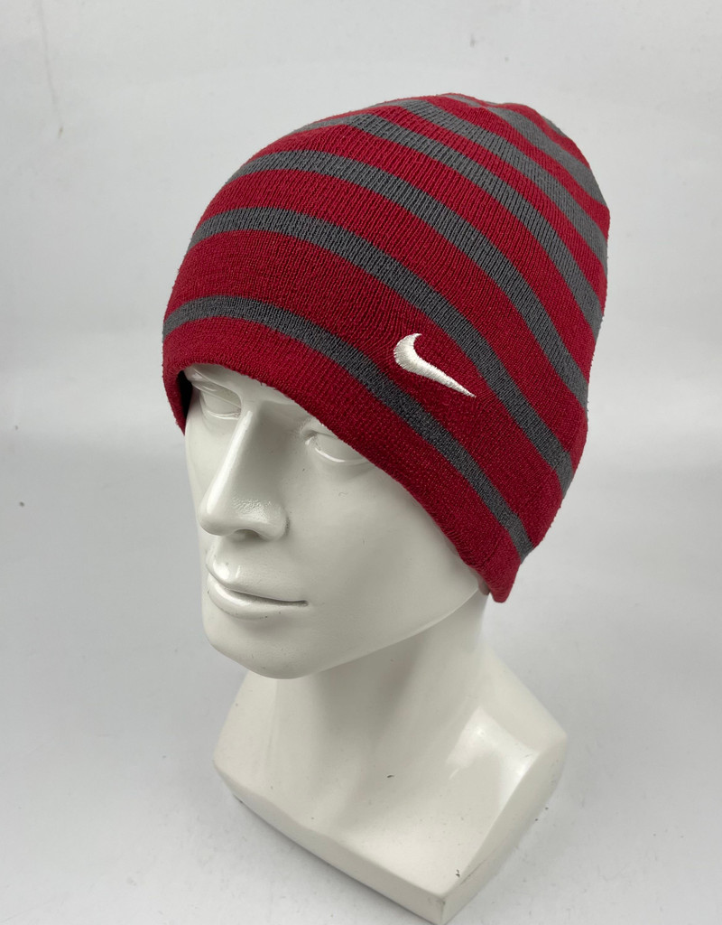 nike reversible beanie hat  - 1