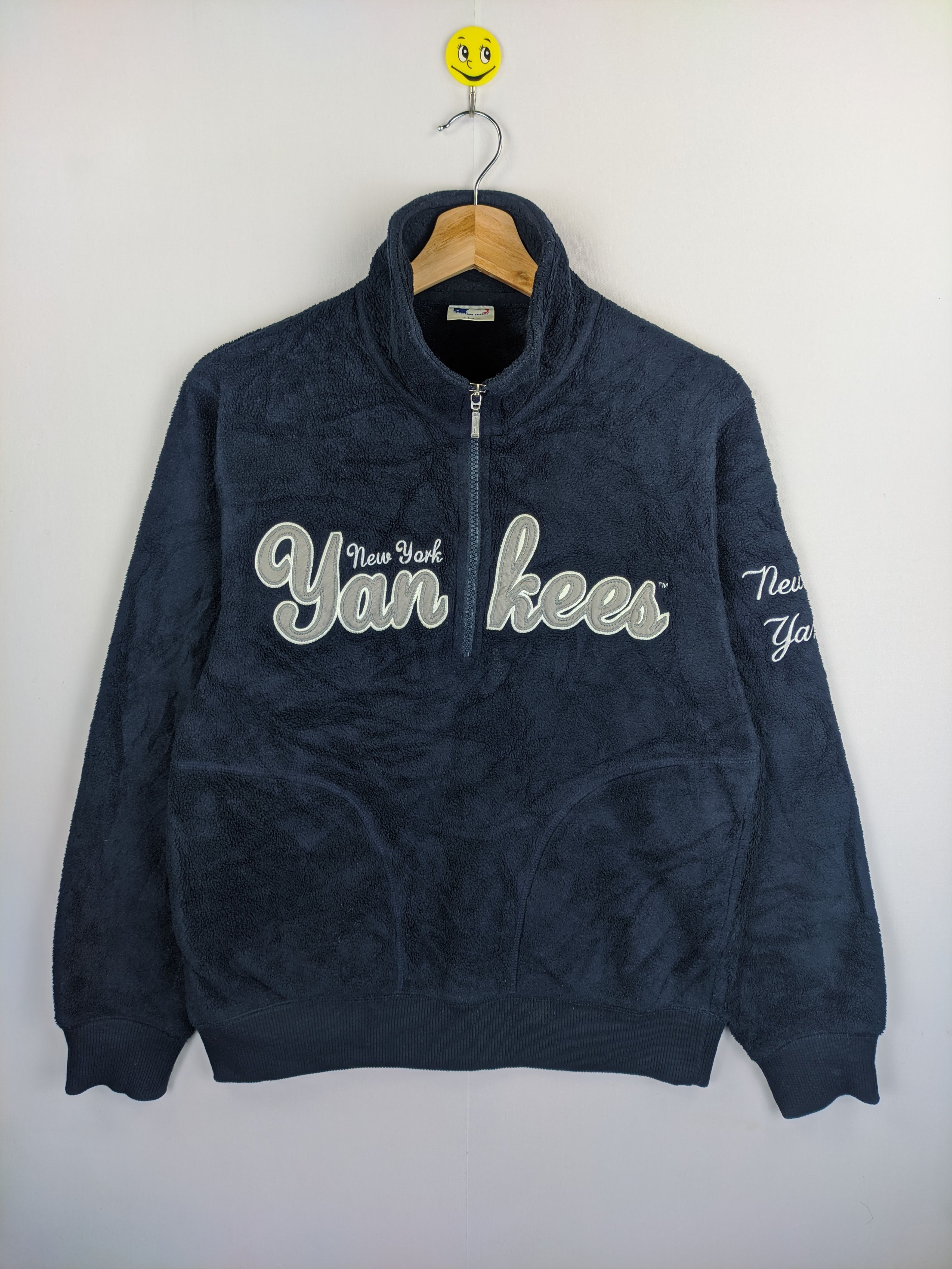 Steals🔥Uniqlo Fleece Sweater MLB NY Yankees - 1