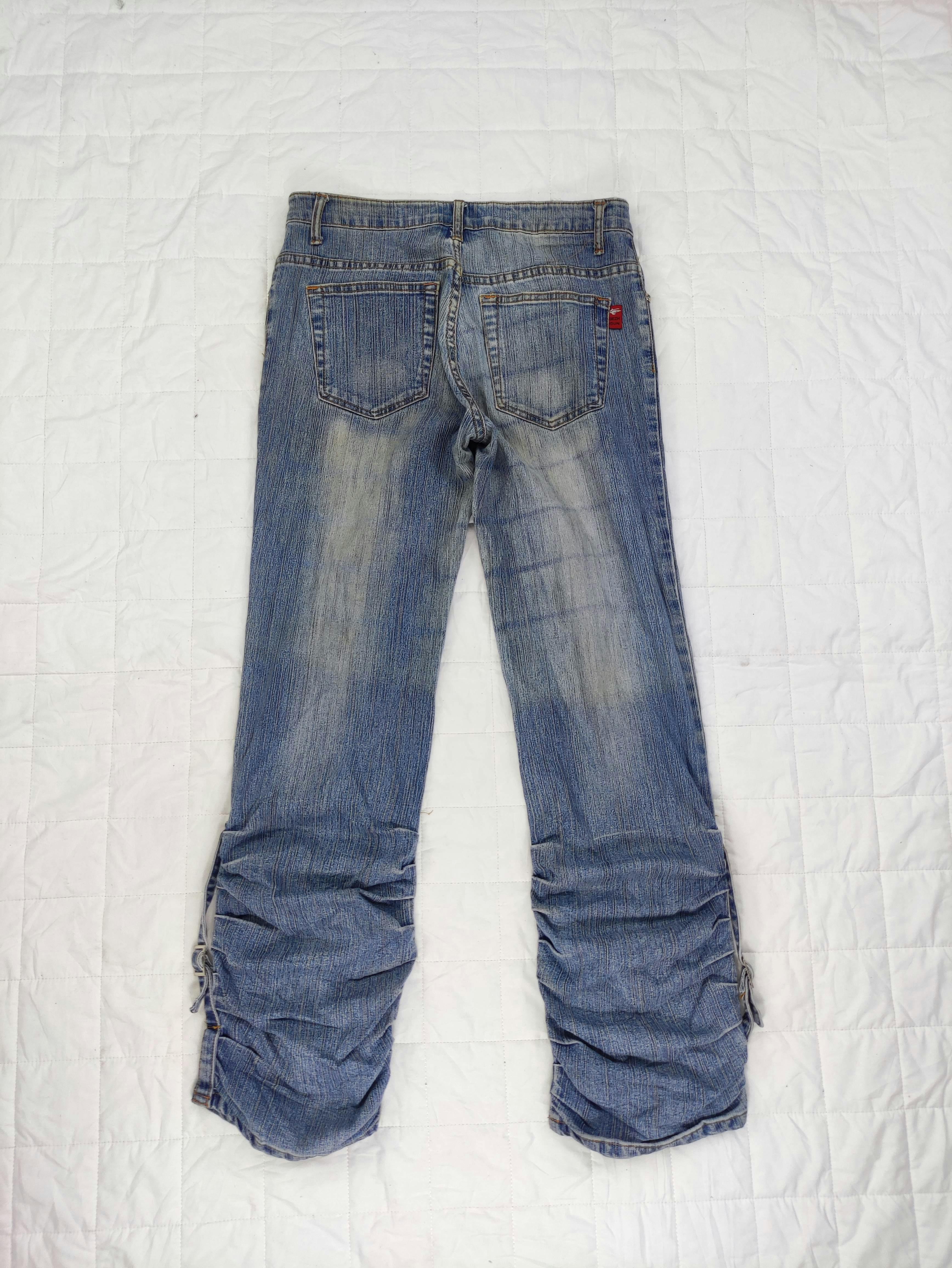 Vintage Japanese Ge Zhi Dun Belt Leg Light Washed Jeans - 5