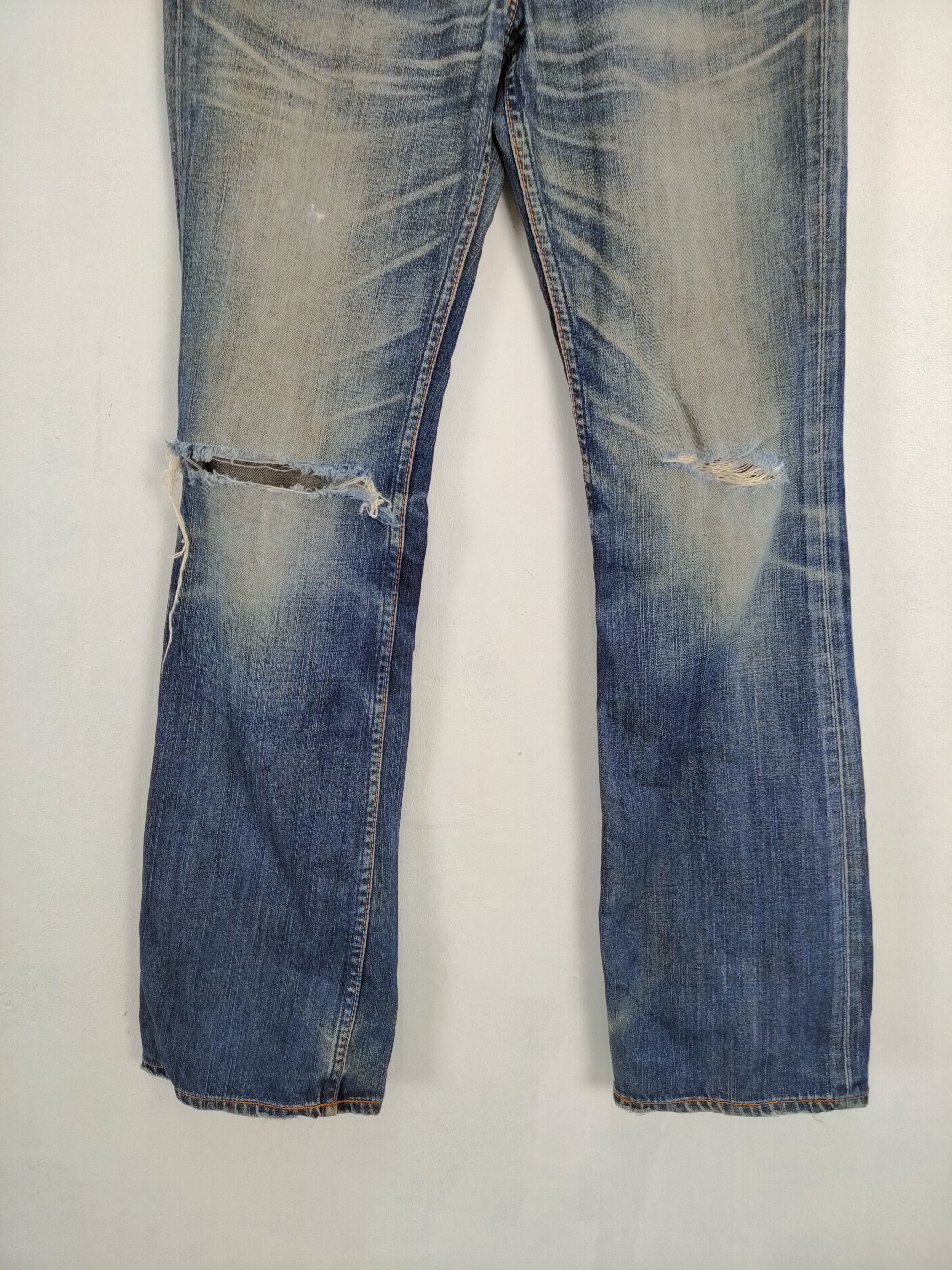 Levi's Distressed Denim Faded Blue - 5