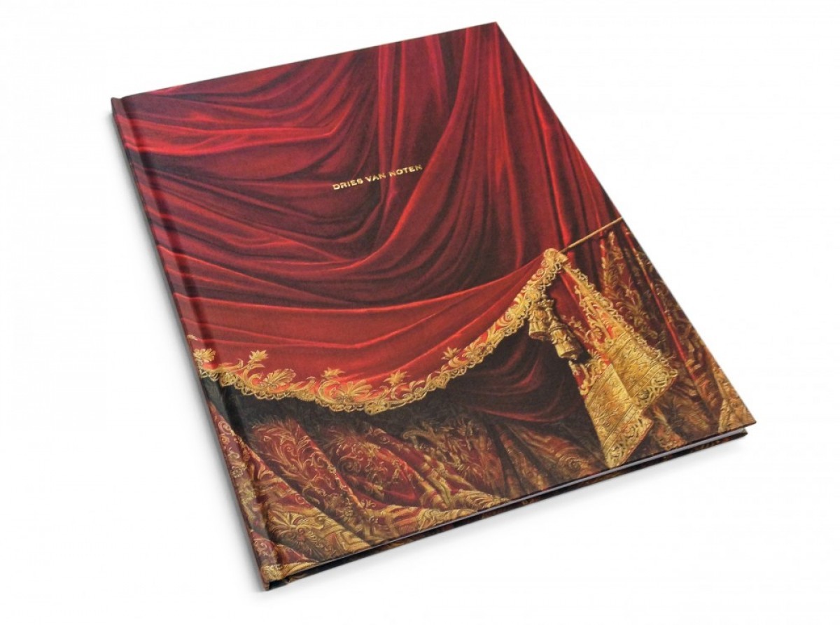 Men AW16-17 "Opera Garnier" collection book - 1