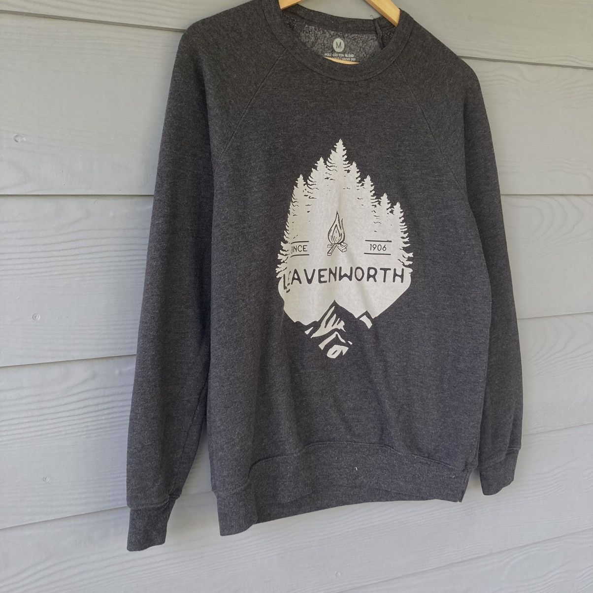 Vintage Leavenworth Grey Sweatshirt Big Logo Crewneck - 2