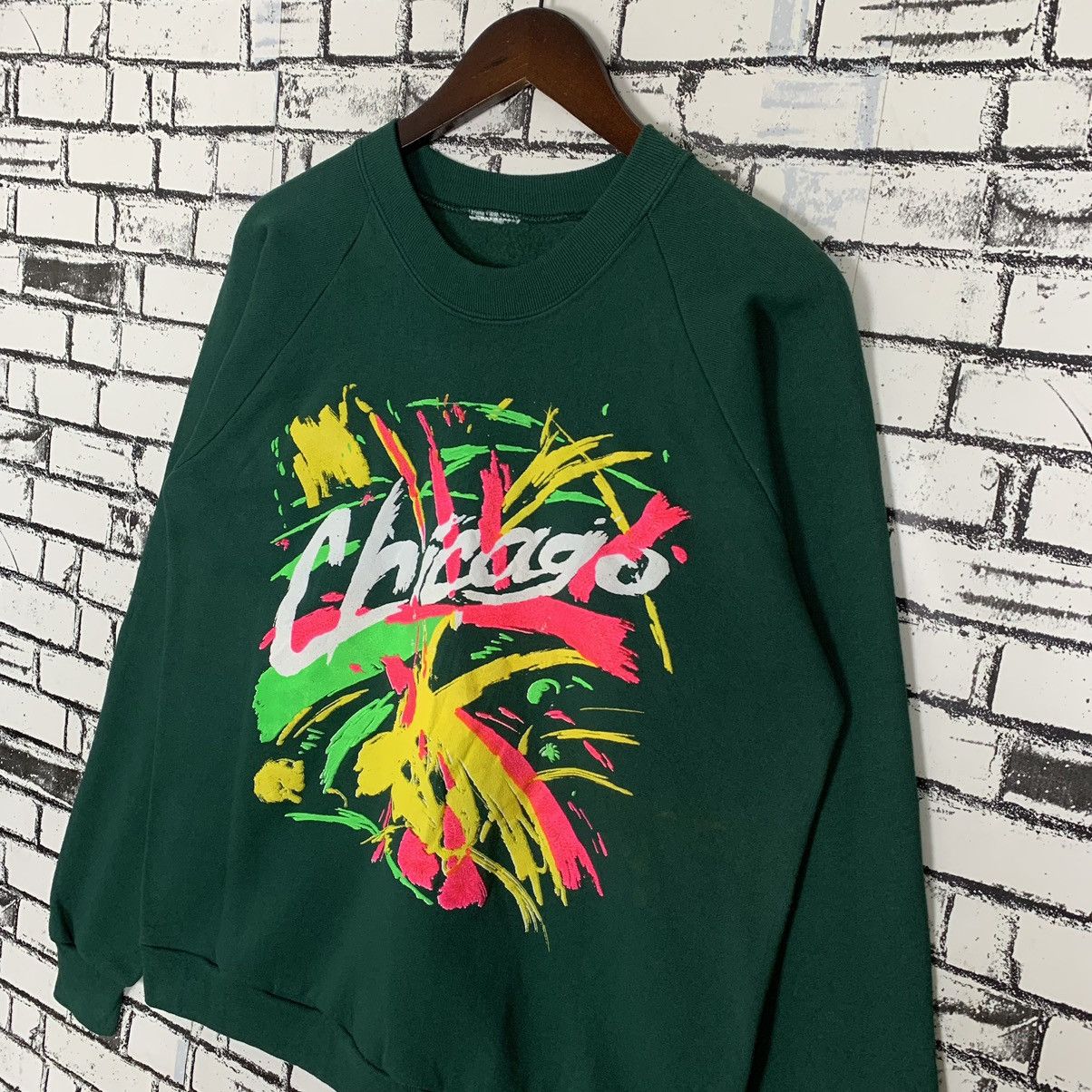 Vintage Chicago Big Print Sweatshirt Chicago Crewneck - 4