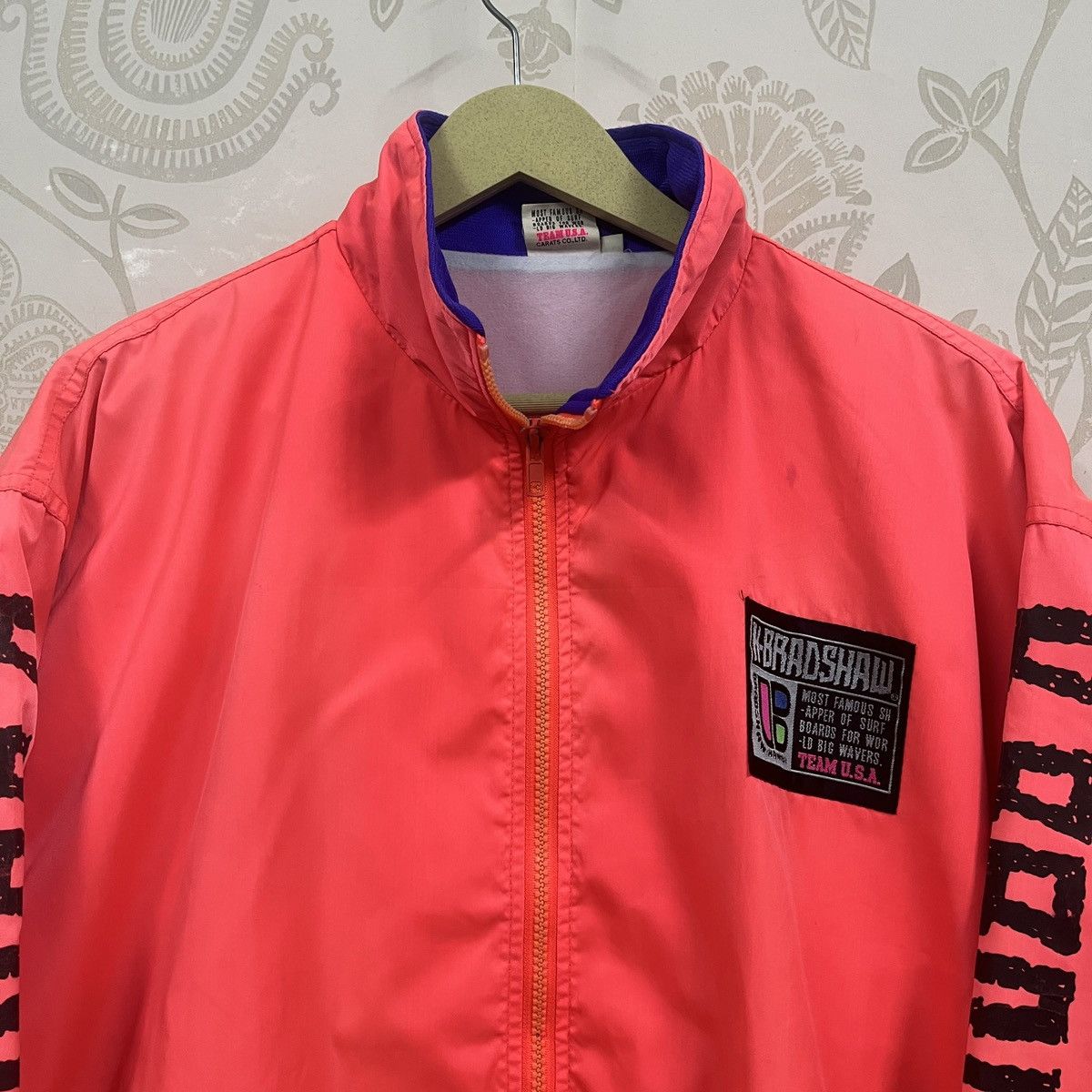 Vintage 80s Surf Style Jacket Fluorescent Red Hawaii USA - 19