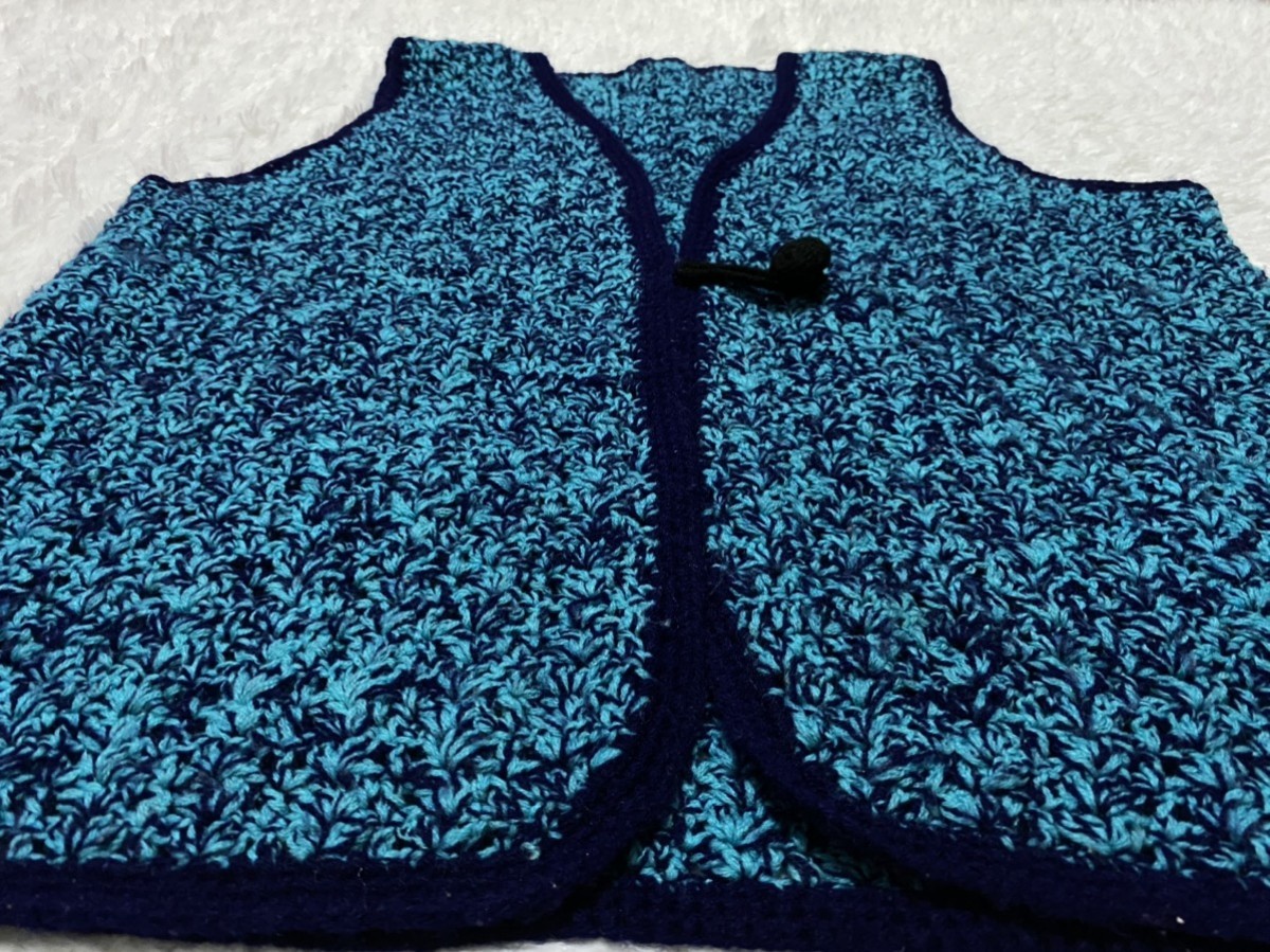 Cardigan - Sleeveless Knitted Sweater Cardigan - 7