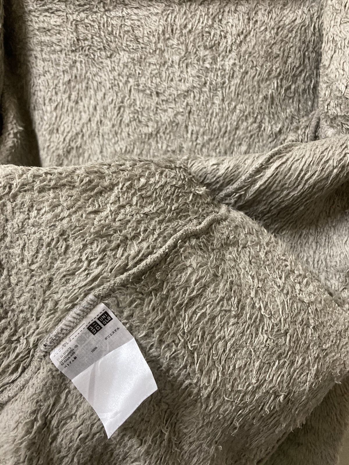 Uniqlo Fluffy Yarn Fleece Full Zipper Long Sleeve Jacket - 11