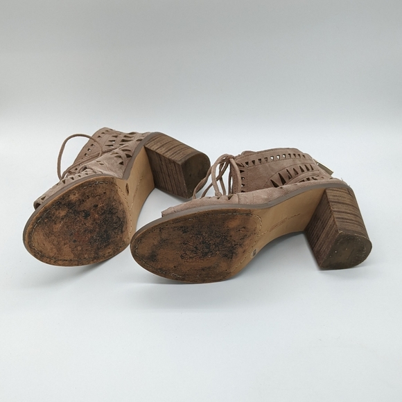 Vince Camuto Tarita Suede Cutout Lace-Up Sandals 6.5 - 9