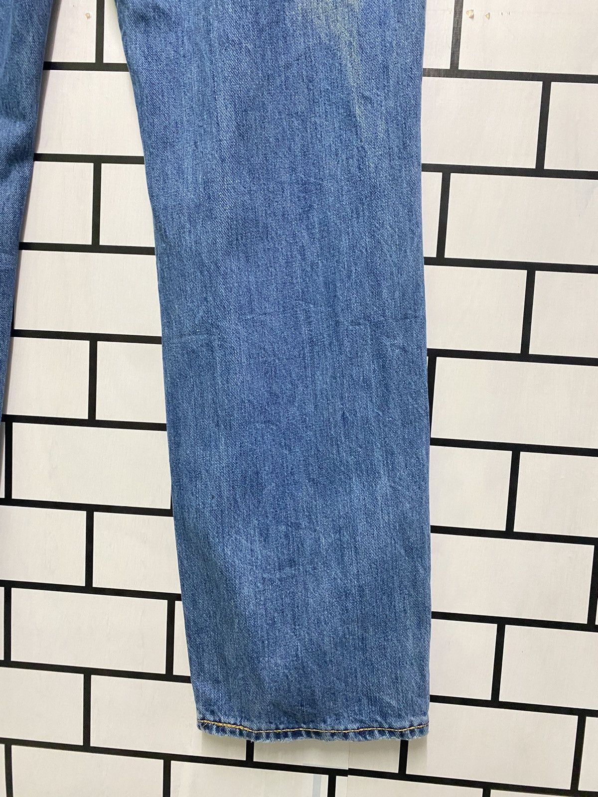 Vintage LEVIS 541 Distressed Jeans -L41 - 15