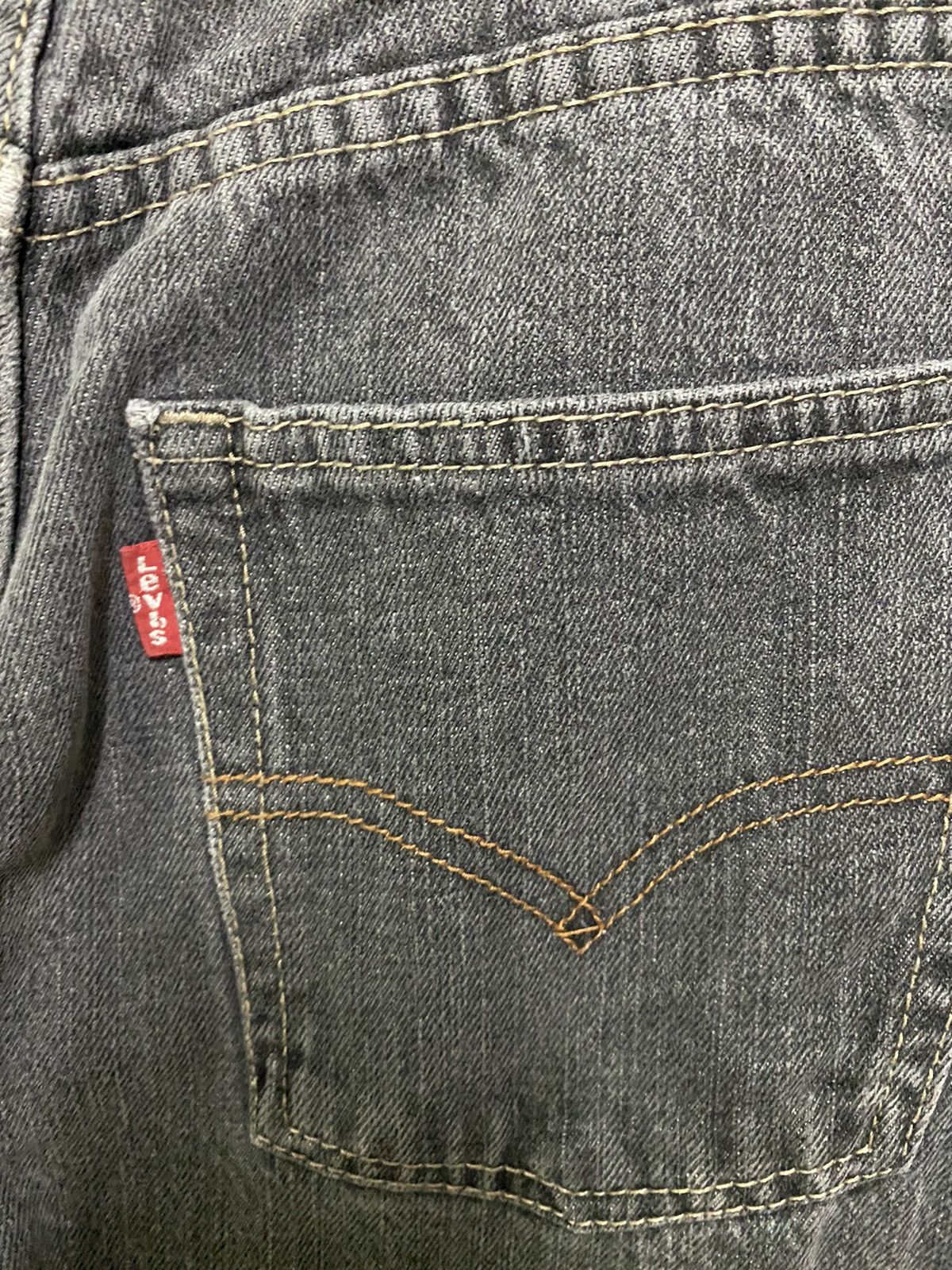 Vintage LEVIS 559 Relaxed Low Rise Jeans -L6 - 11