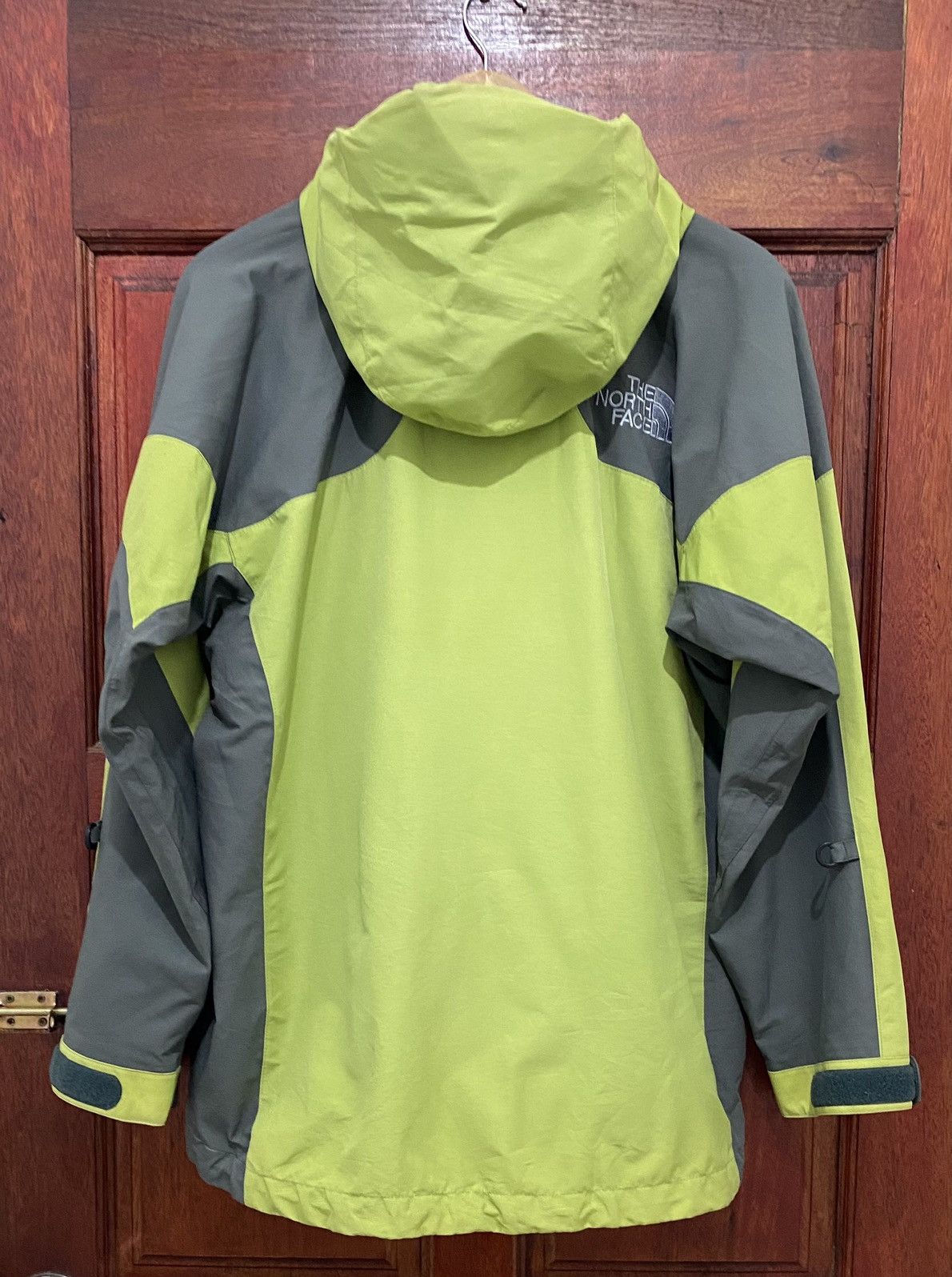 The North Face Gore-Tex Gorpcore Jacket - 2