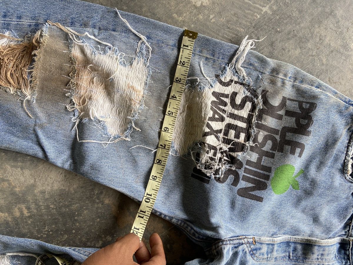 💥Vintage Distressed Levis Sample - 16