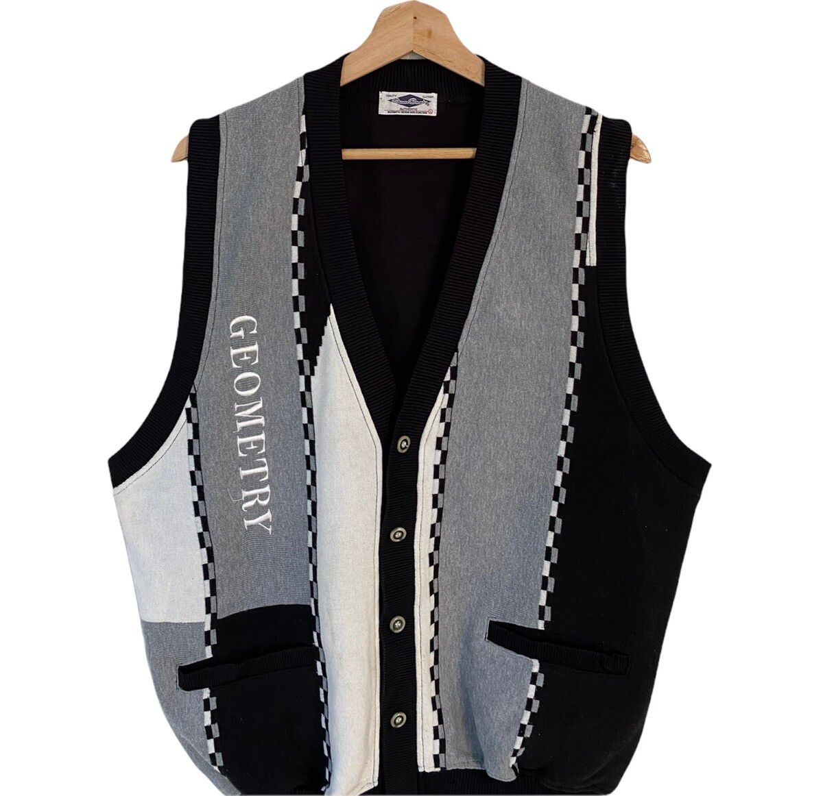 Tracey Vest - VINTAGE OCEAN COUNTRY GEOMETRY PATCHWORK BUTTON VESTS - 4