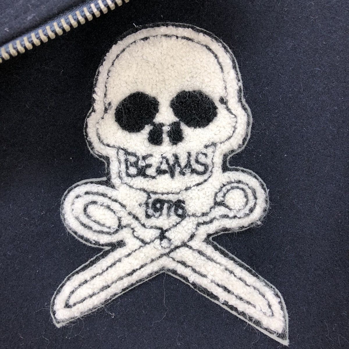 👉Rare!Vtg Beams Varsity Asymmetrical Embroidered Skull Logo - 7