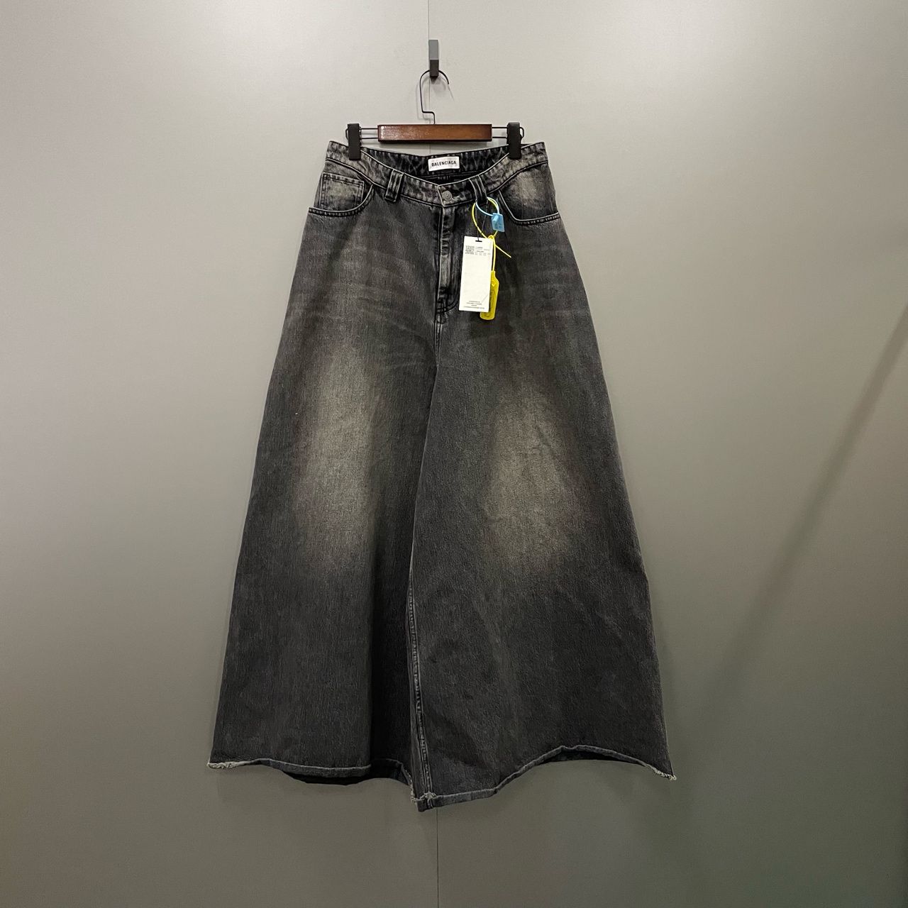 Balenciaga Super Big Low Crotch Jeans - 1