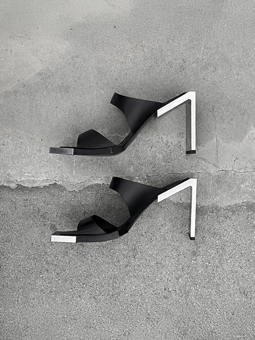 SS21 'COMPOS MENTIS' METAL HEELS SANDALS - 13