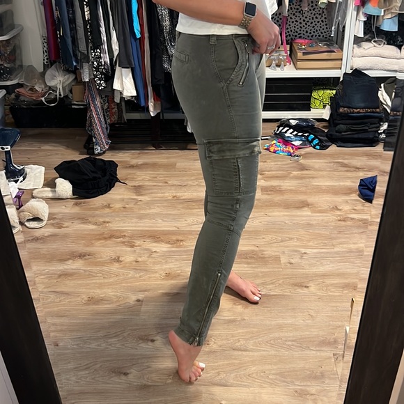 J Brand Maverick Low Rise Cargo Skinny Jeans in Vintage Armadillo Olive - 7