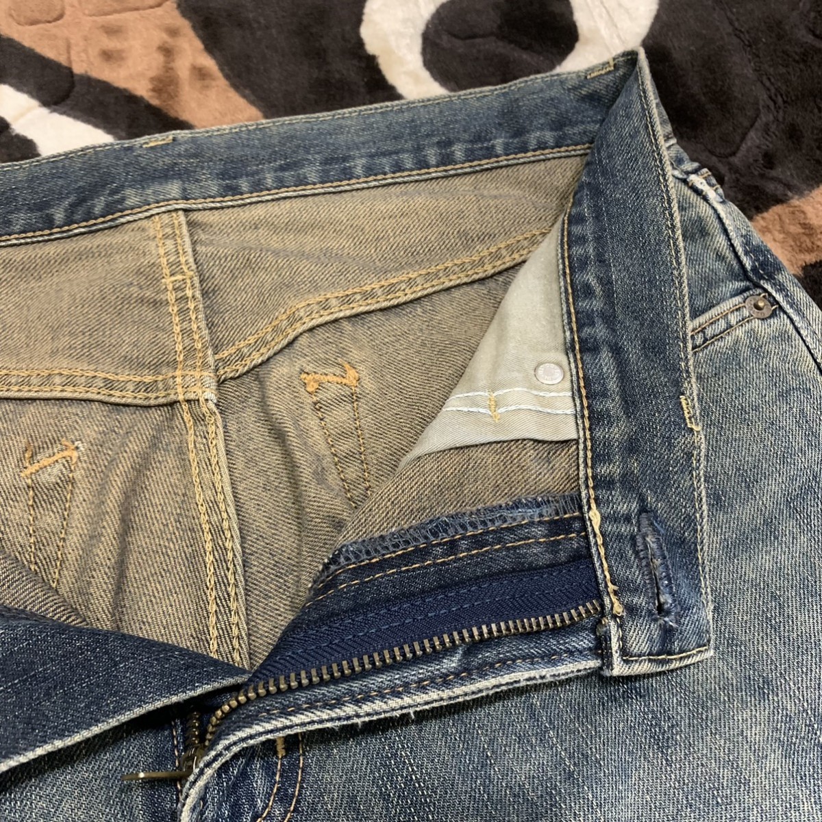 Distressed Denim - EDWIN 403 Vintage 90s Rugged Stonewash Jean - 19