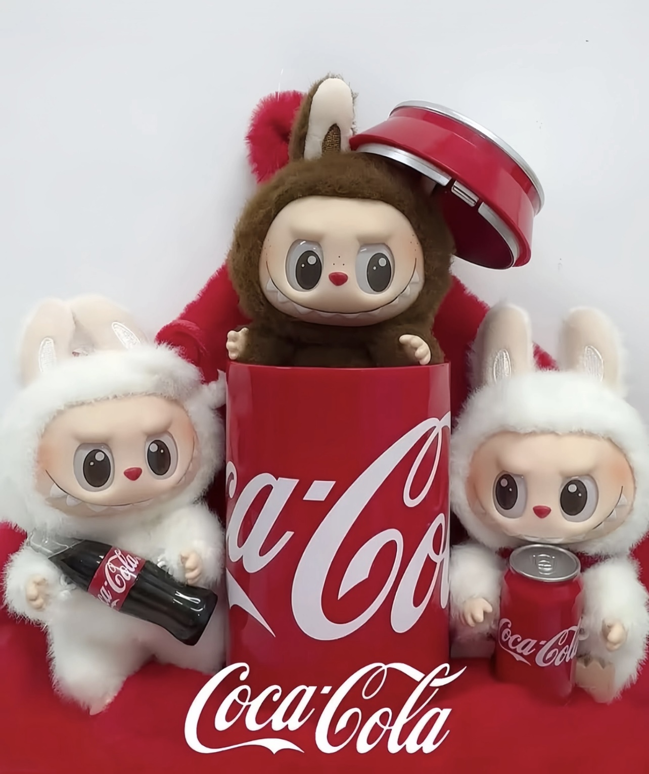 Coca-Cola THE MONSTERS VINYL FACE 2個セット Amazon.com: POP MART The Monsters COCA-COLA Series-Vinyl