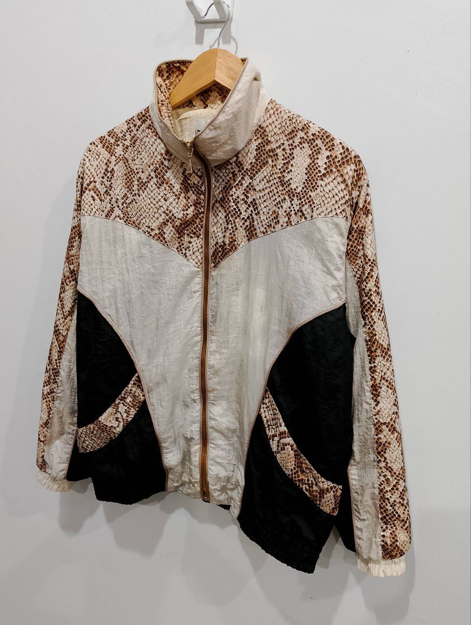 Vintage 1990's Snake Skin Print deals Windbreaker